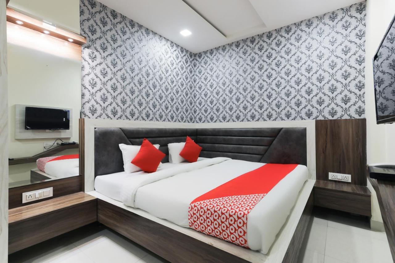 Hôtel Oyo 60577 Sukhmani Residency à Indore Extérieur photo