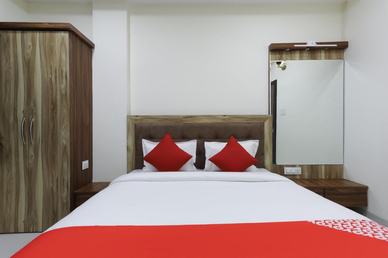 Hôtel Oyo 60577 Sukhmani Residency à Indore Extérieur photo