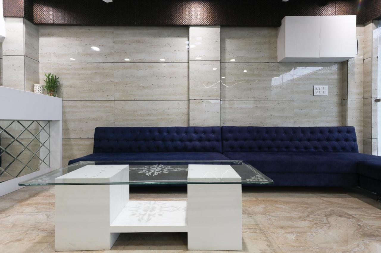 Hôtel Oyo 60577 Sukhmani Residency à Indore Extérieur photo
