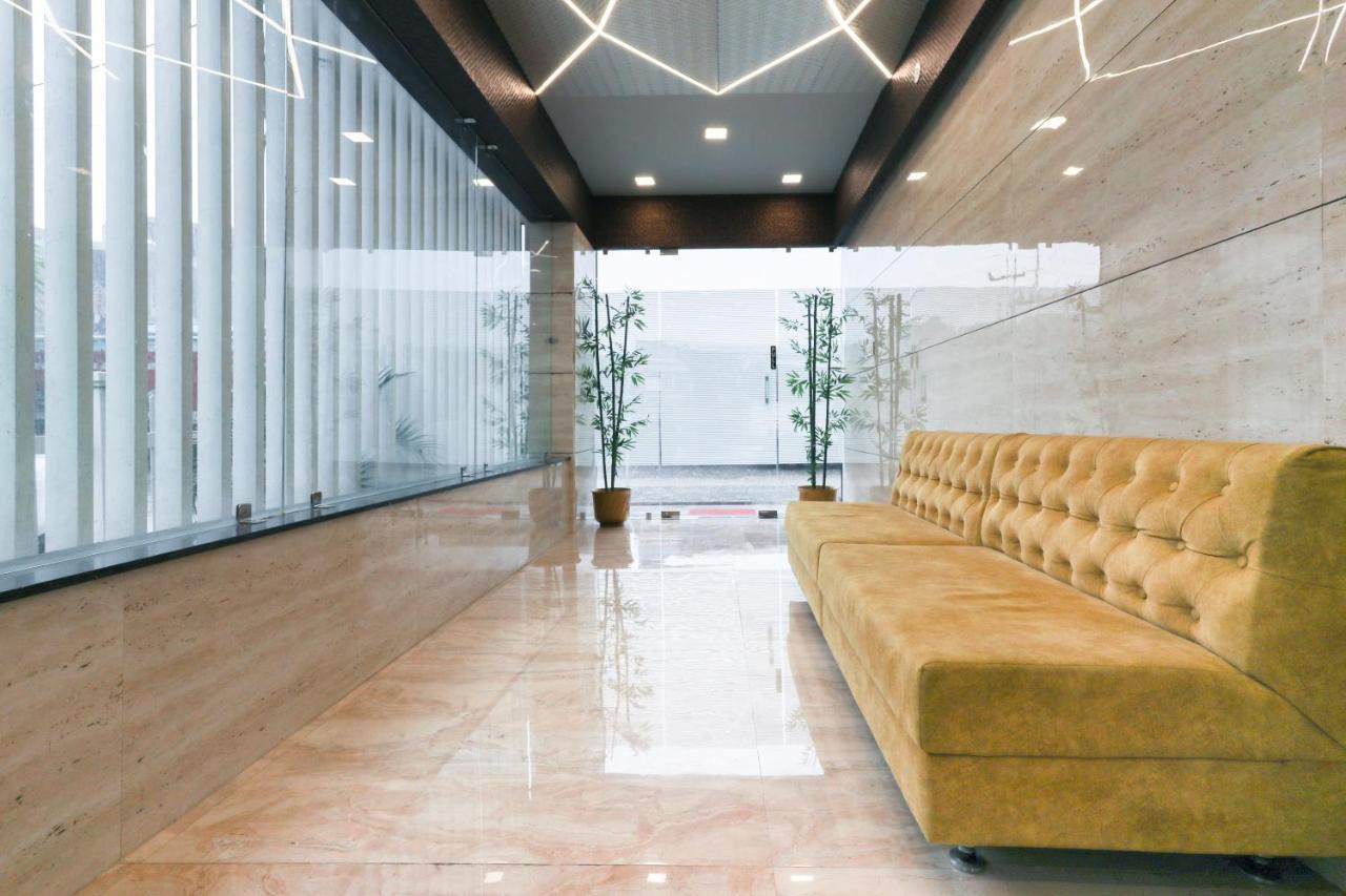 Hôtel Oyo 60577 Sukhmani Residency à Indore Extérieur photo